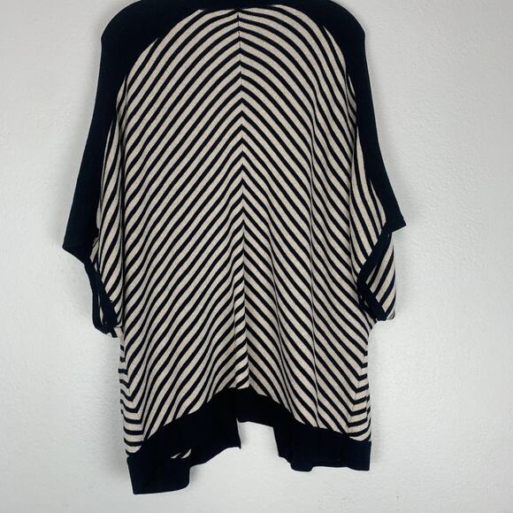 Chico's Travelers Sweater Women 2 Medium Cardigan Knit Jacket Striped Open Front - Picture 3 of 8